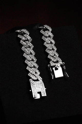 Gift for Him a Iced Out Cuban Link Chain for Men