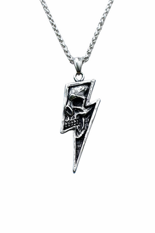 Customized Jewelry: Skullstrike Necklace for Fashionistas Who Dare