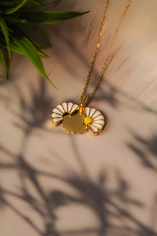 Hidden Message Daisy Necklace