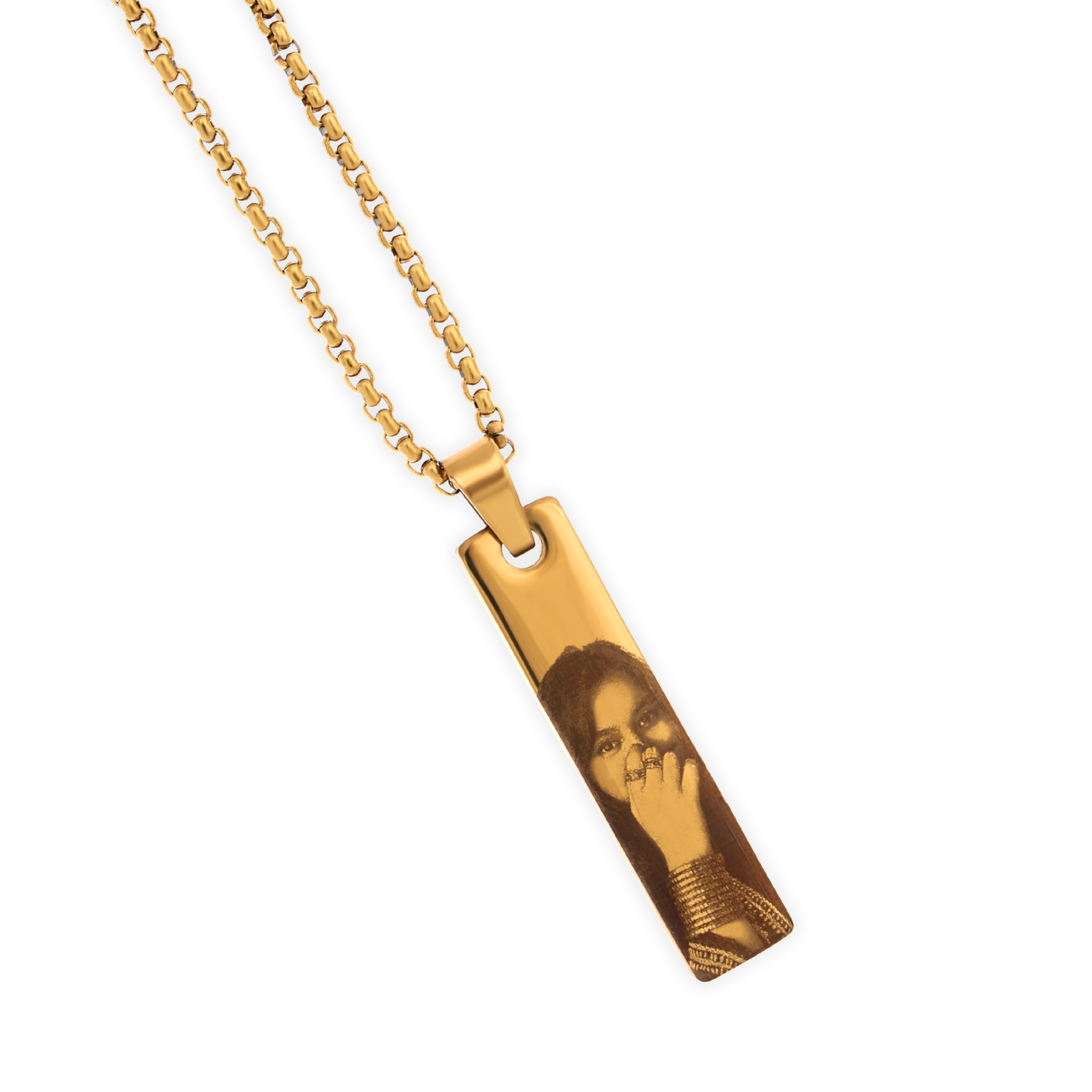 Face engraved on necklace discount