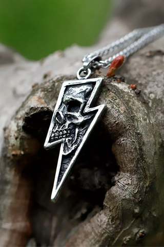 Skullstrike Necklace